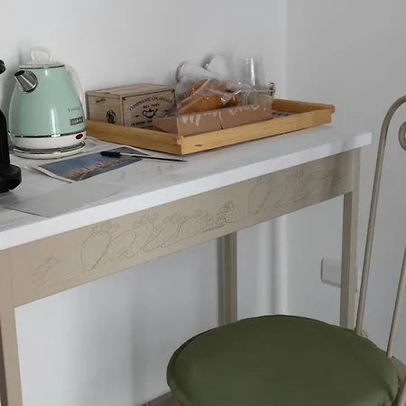 Noon Bed & Breakfast