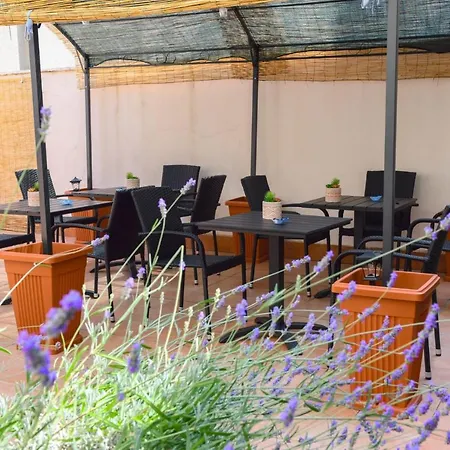 Bed & Breakfast Noon 3*