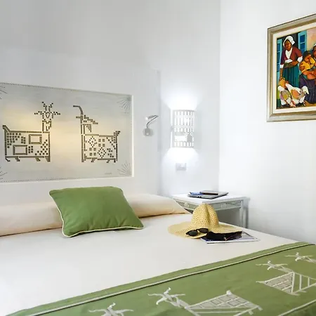 فندق مبيت وإفطار Noon ألغيرو